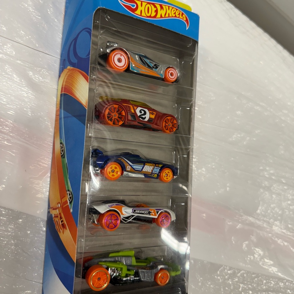 5-Pack Action Series Track Stars - Picture 2 of 7